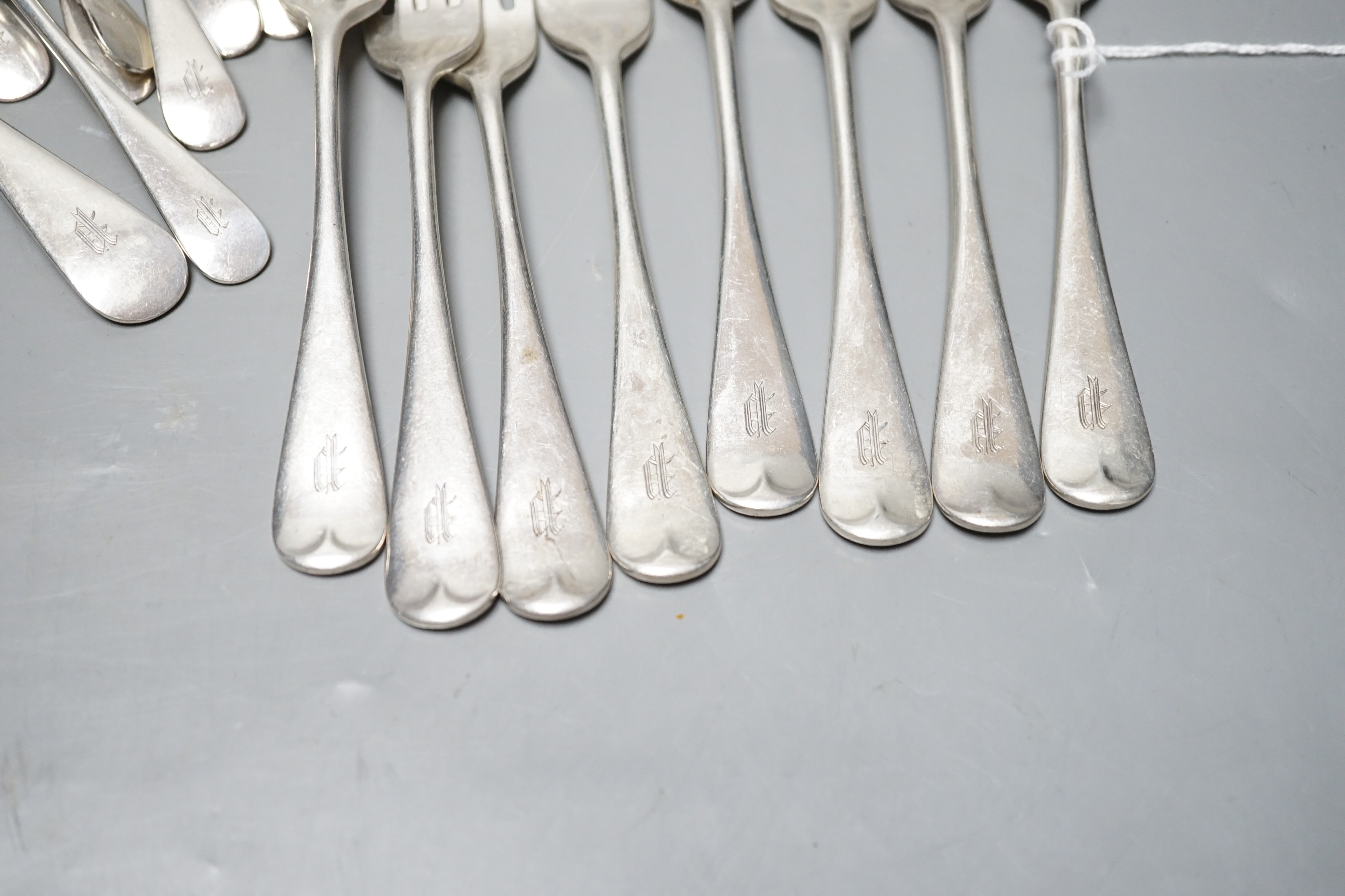 A part suite of George V silver Old English pattern flatware, by Elkington & Co, Birmingham, 1928,30/32, comprising sixteen items, 21.5oz.